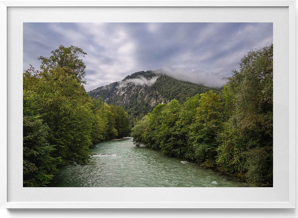 Berglandschaft Deutschland– Wandbild mit Rahmen – Gerahmtes Bild – Wanddekoration – 100x70 cm – Weiß Rahmen