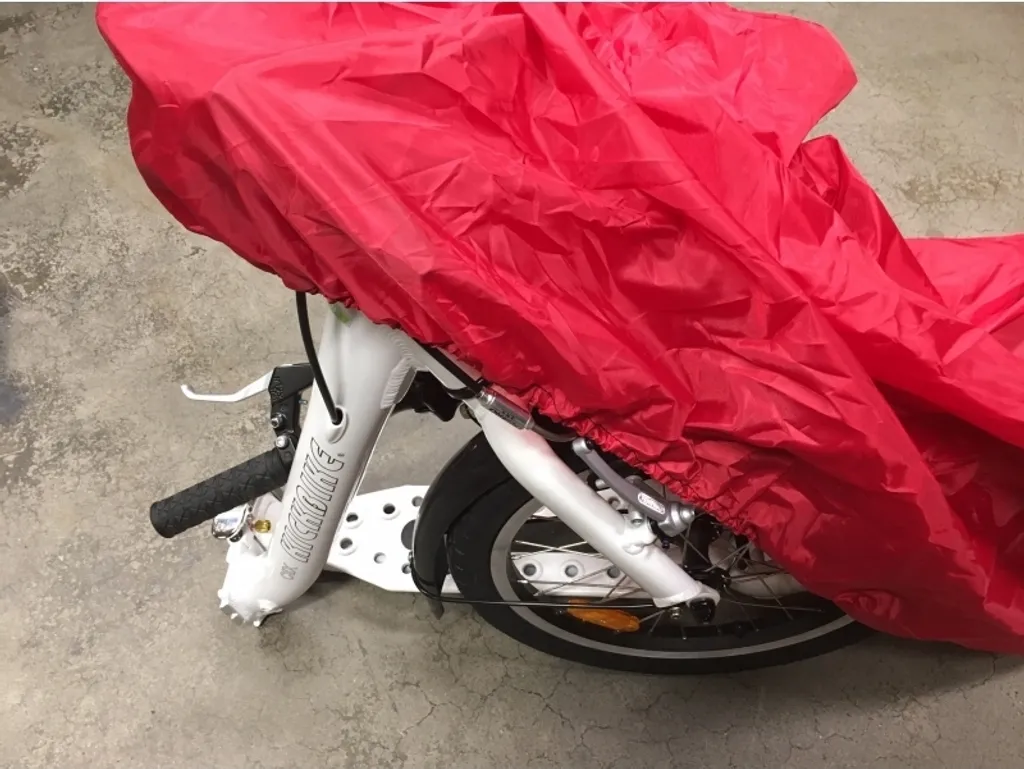 Évitez la rouille et la poussière avec la housse Kickbike de protection