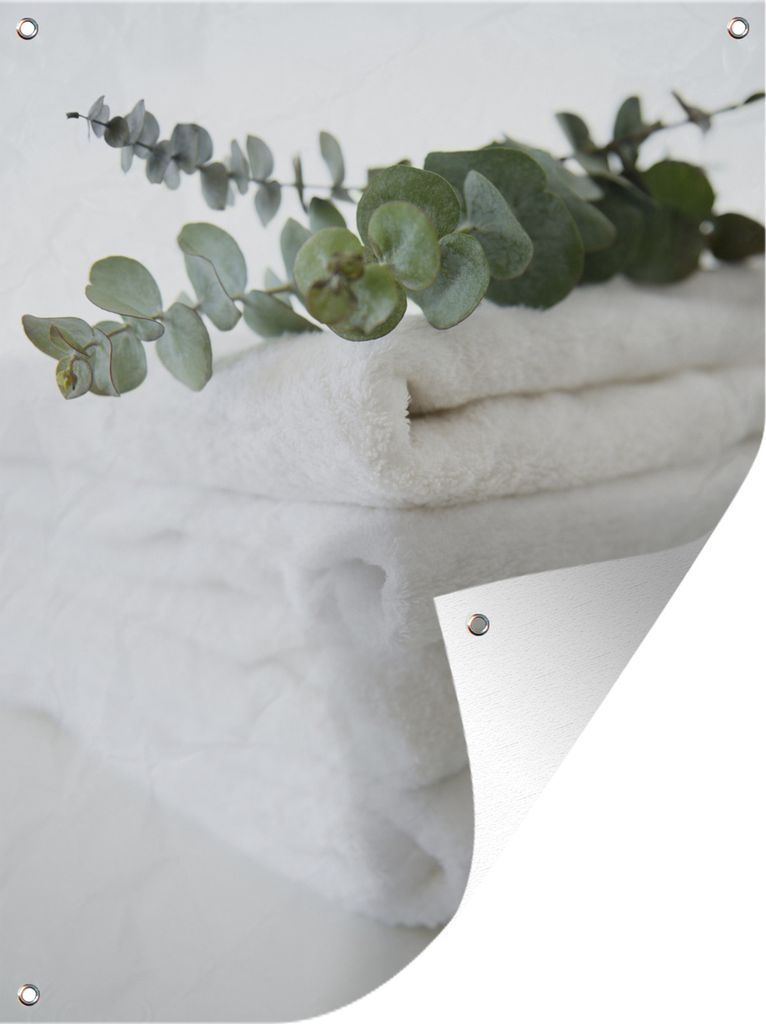 MuchoWow 60x80 cm Outdoor-Poster Gartendeko Sichtschutz Garten Poster für den Garten Eukalyptusblätter auf weißen Handtüchern