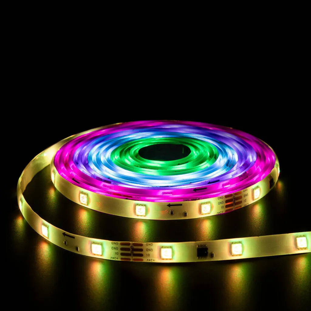 Ruban LED multicolore 5m Bluetooth pilotable par application mobile