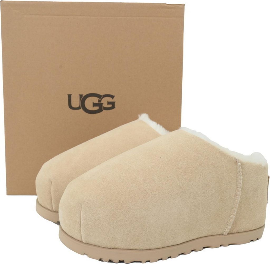 UGG Stiefel mit Fleecefütterung