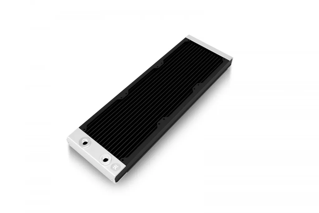 EK-Quantum Surface S360 : Radiateur Fin Noir contre la Surchauffe PC