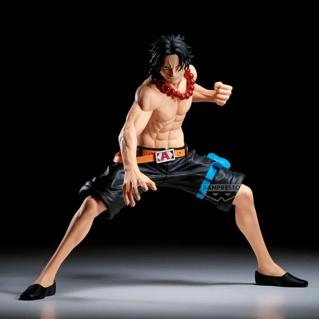 Figurine Ace Grandista 20 cm en PVC - Détails Authentiques One Piece