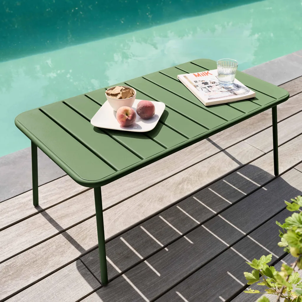 Table basse de jardin résistante à la rouille vert cactus en acier
