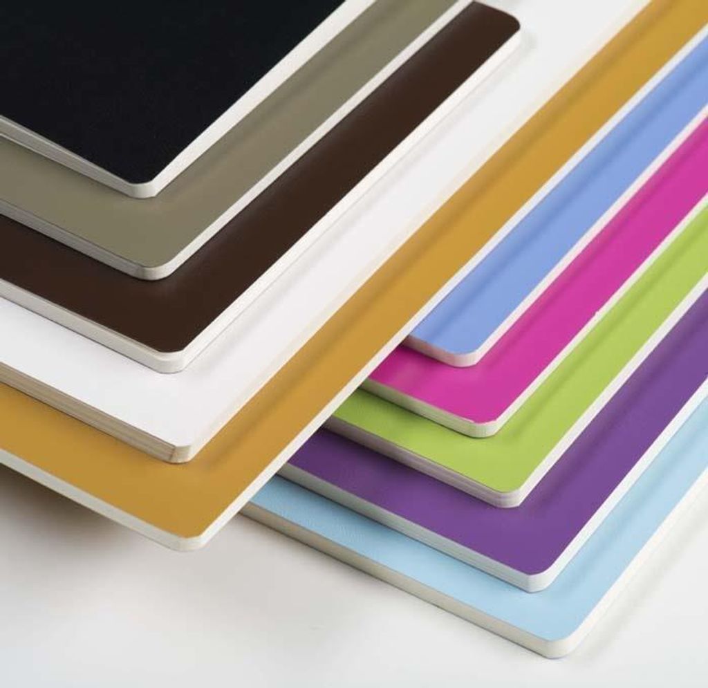 Leuchtturm Lila, Jottbook Medium, kariert