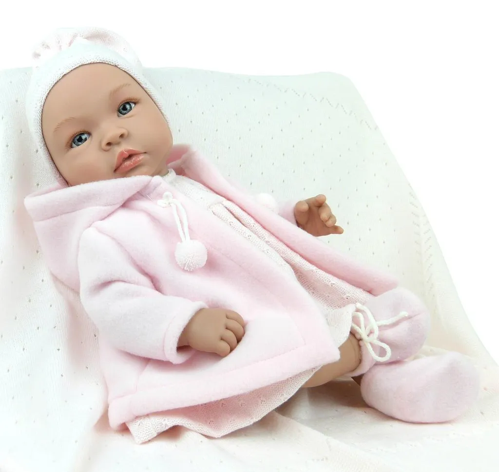 Poupée Leonora 36 cm en vinyle souple et duffle-coat rose élégant