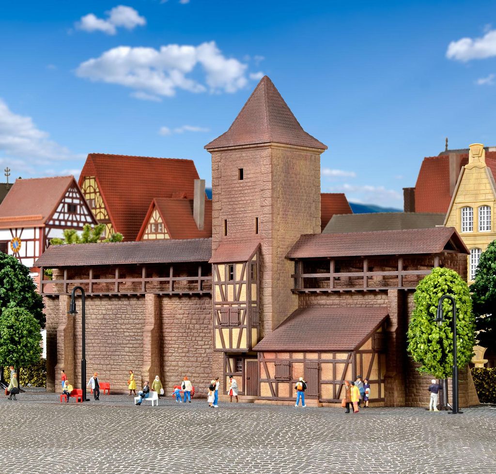 Kibri 37108 - N Wehrturm mit Mauer in Rothenburg - Neu