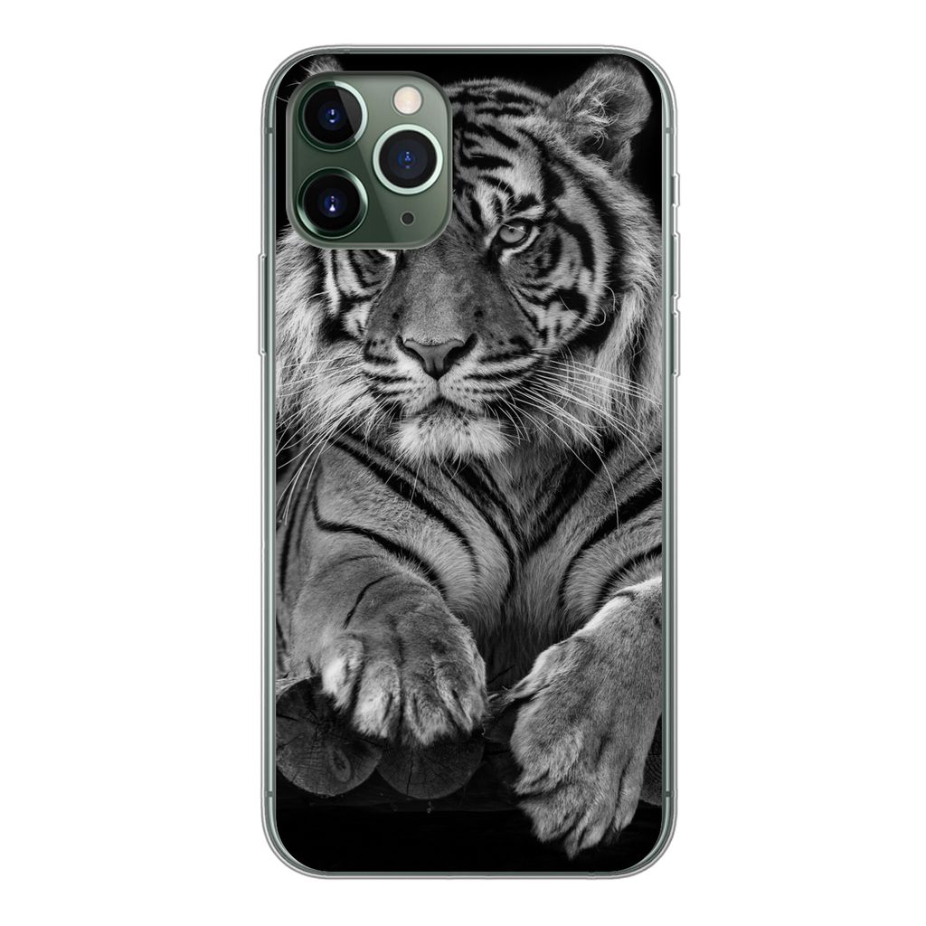MuchoWow Handyhülle Schutzhülle Hülle für iPhone 11 Pro Sumatra-Tiger auf schwarzem Hintergrund Silikon Softcase Handy Hülle - Handy