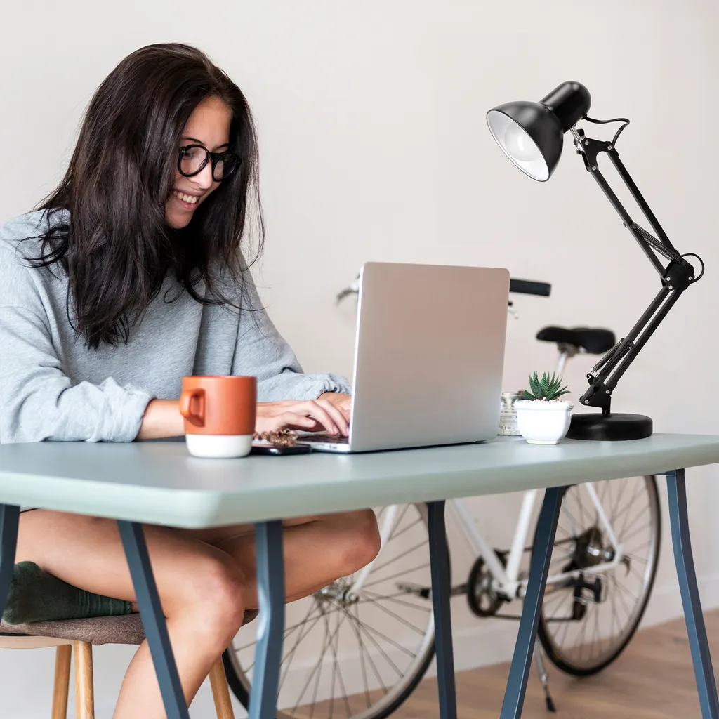 Architecte Lampe de Bureau Réglable Noire E27 Métal AURIQ Polyvalente