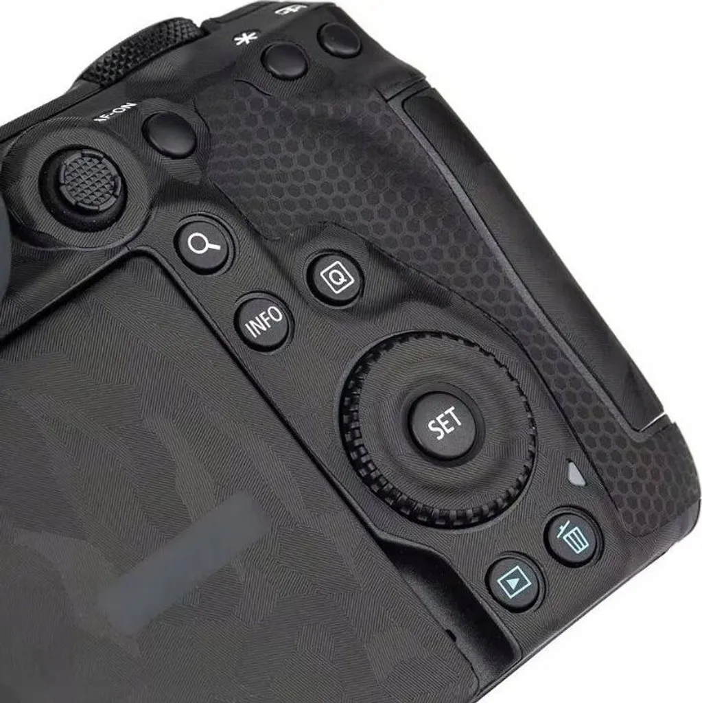 Skin Fuji XS10 Carbon: Rendila Unica con la Protezione Adesiva - 5