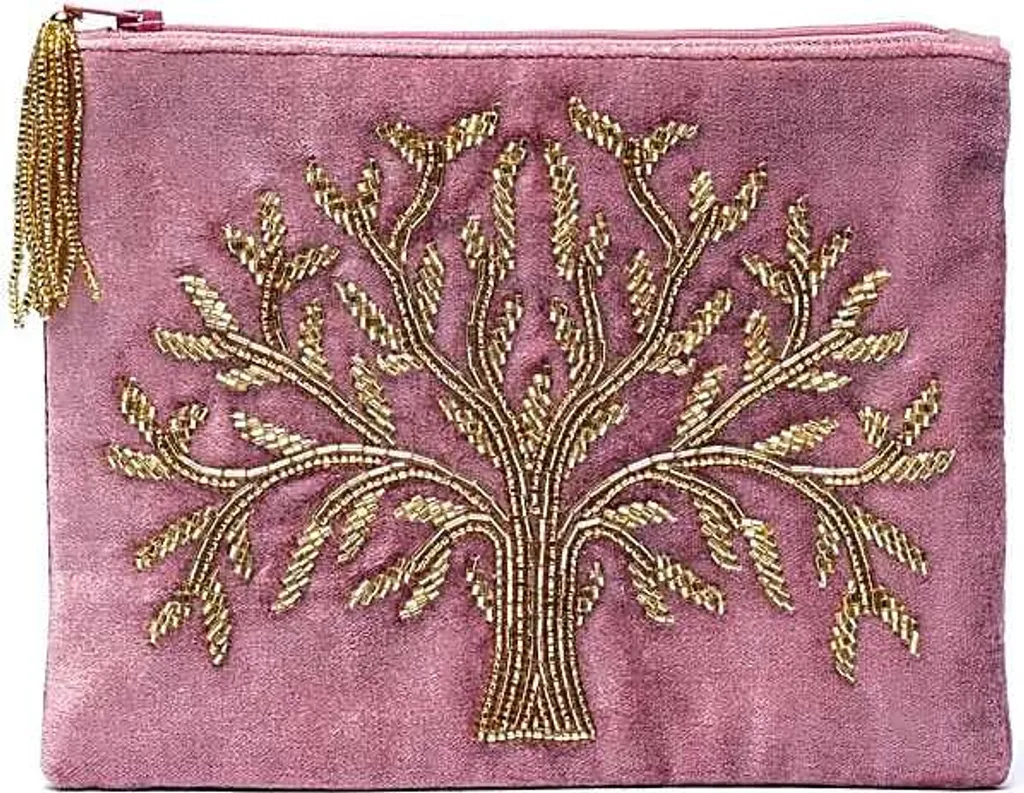 Pochette de voyage rose en velours pour bijoux et petits secrets