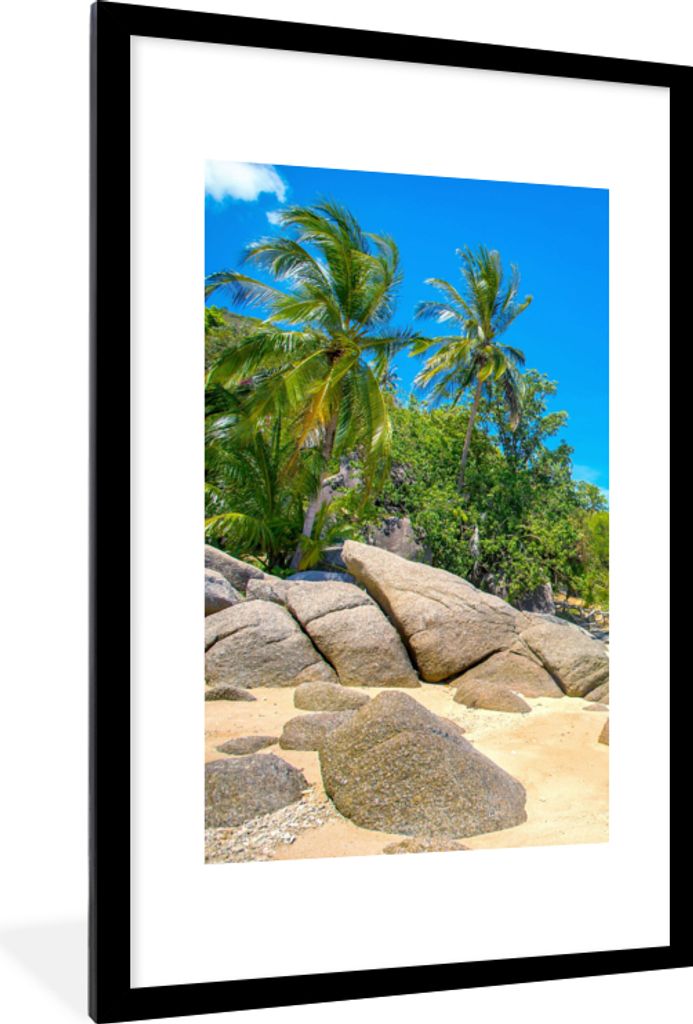 MuchoWow Gerahmtes Poster Strand - Tropen - Meer - Pflanzen 60x90 cm - Poster mit Schwarzem Bilderrahmen Wandposter Rahmen Foto Bilder - Dekorati...