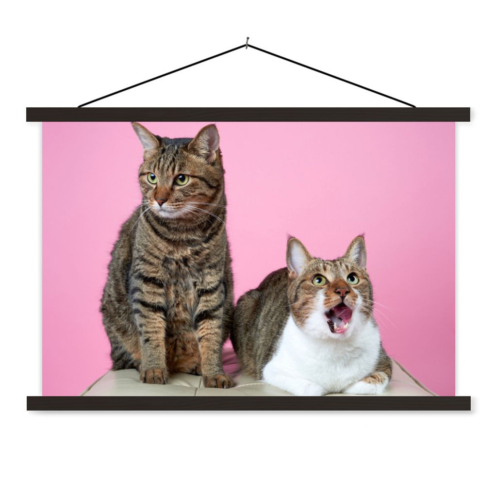 MuchoWow Textilposter Katze - Rosa - Pouf - Mädchen - Kinder - Kinder 60x40 cm mit schwarzem Rahmen - Hölzernes