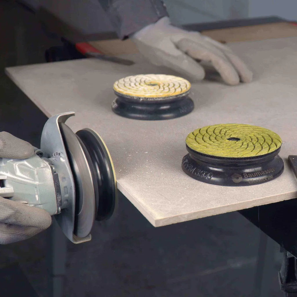 UNI Couteau de chantier Click-Lock Pad robuste pour découpe précise