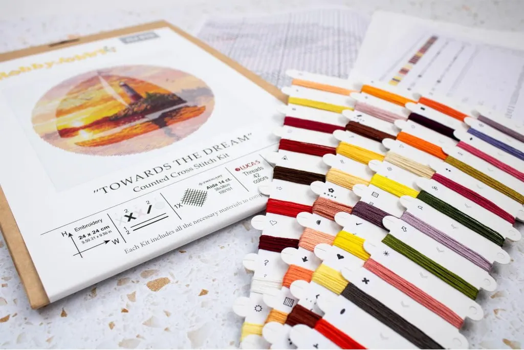 HobbyJobby Kit de point de croix compté Vers le rêve format 24x24cm