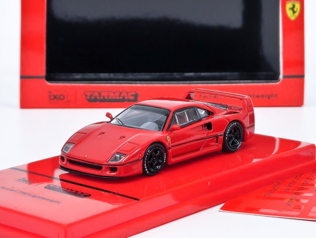 Ferrari F40 Leichtgewicht - rot TARMAC 1:64