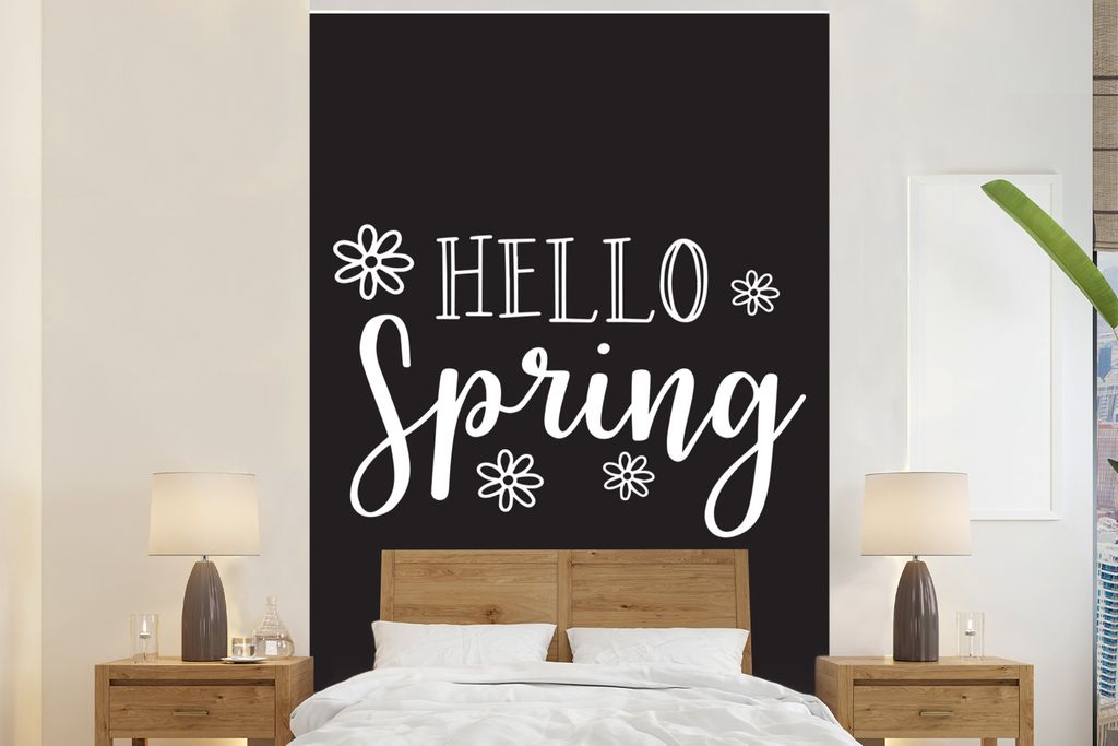 MuchoWow Fototapete für Wohnzimmer oder Schlafzimmer Wandtapete Vinyl Motivtapete Zitat "Hallo Frühling" mit Blumen in Schwarz - 155x240 cm - T...