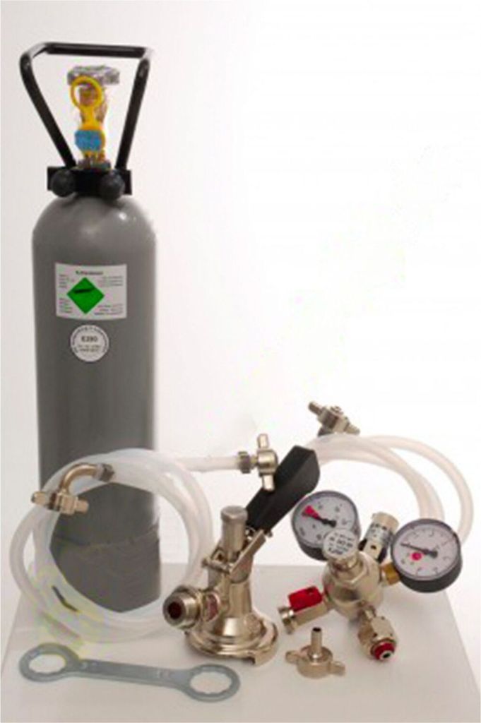 Zubehörpaket 2 mit 5L Profi Adapter, 10mm! Bierschlauch, 2,0 kg CO2 für 1-leitige Zapfanlagen