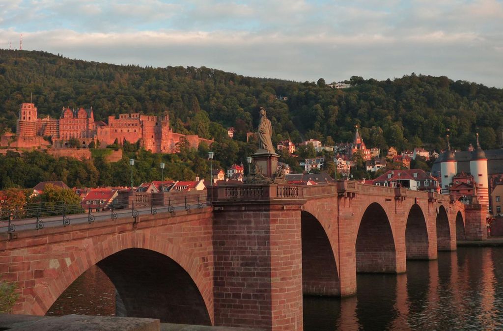 Jochen Schweizer Krimi-Stadtführung durch Heidelberg für 2; Erlebnis verschenken oder selbst erleben; Gutschein gültig für 2 Personen Gruppeng...