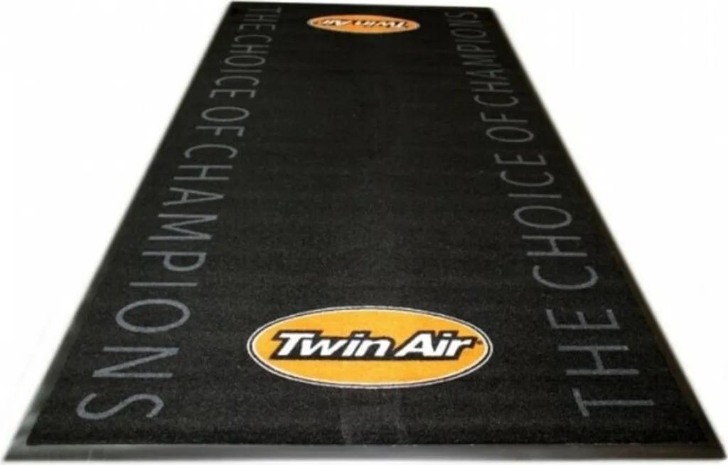 Évitez les Taches d'Huile avec le Tapis Écologique Twin Air Moto 200x100cm