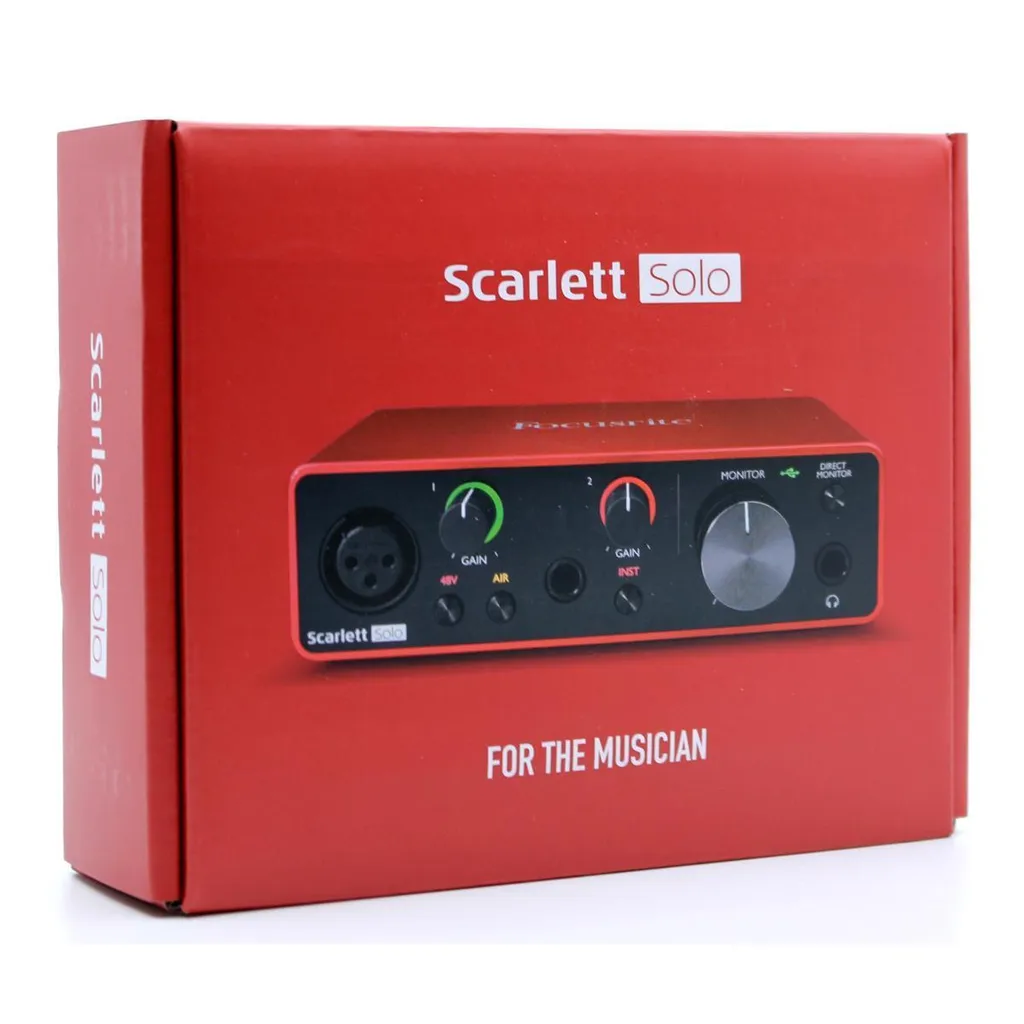 Focusrite Scarlett Solo 3rd Gen: L'Interfaccia USB per Chitarra e Basso - 2