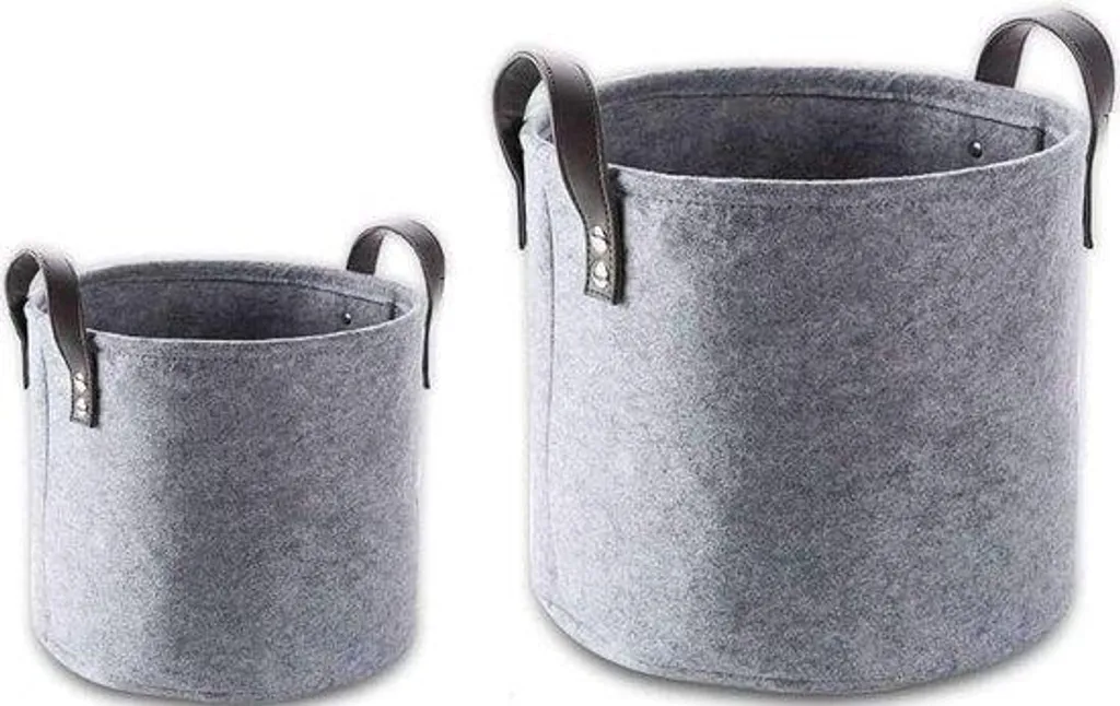 Panier à linge gris en feutre pliable : fini l'encombrement au sol