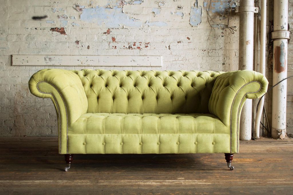 Design Polster Couch Rollen Sofa Sitz Textil Stoff Garnitur Chesterfield Neu
