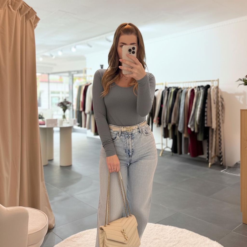 Body mit U-Boot-Ausschnitt „Karla“ Grau – Druckknöpfe, Onesize (XS-XL), eleganter Damenbody, Bodies für Frauen