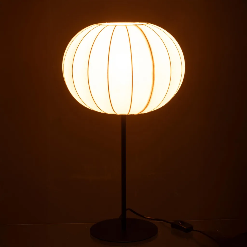 Lampe Table Lanterne J-Line Blanche : Éclairage Douceur sans Reflet - 4