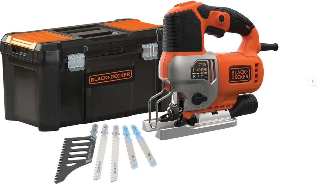 Scie sauteuse électrique filaire 650W BLACK+DECKER et boîte à outils