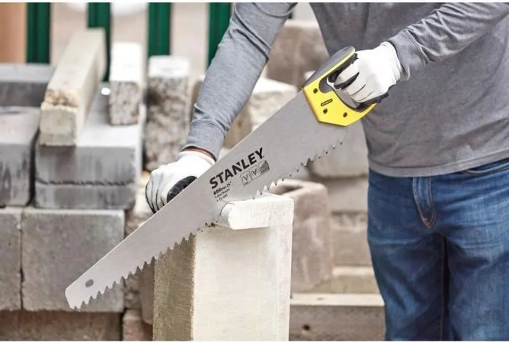 Stanley 1-15-441 Segaccio Calcestruzzo 650mm | Denti Rinforzati Hard Point