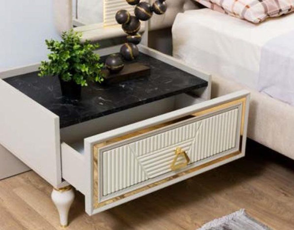 Bett Kommode 2x Nachttische 4 tlg Schlafzimmer Set Möbel Modern Luxus Betten Neu
