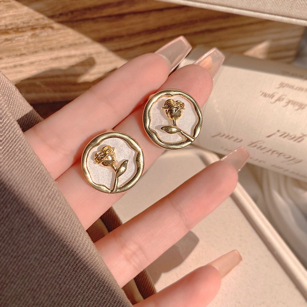 1 paar Ohr Studs Mini Runde Persönlichkeit Temperament Luxus Goldene Rose Blume Frauen Ohrringe Modeschmuck