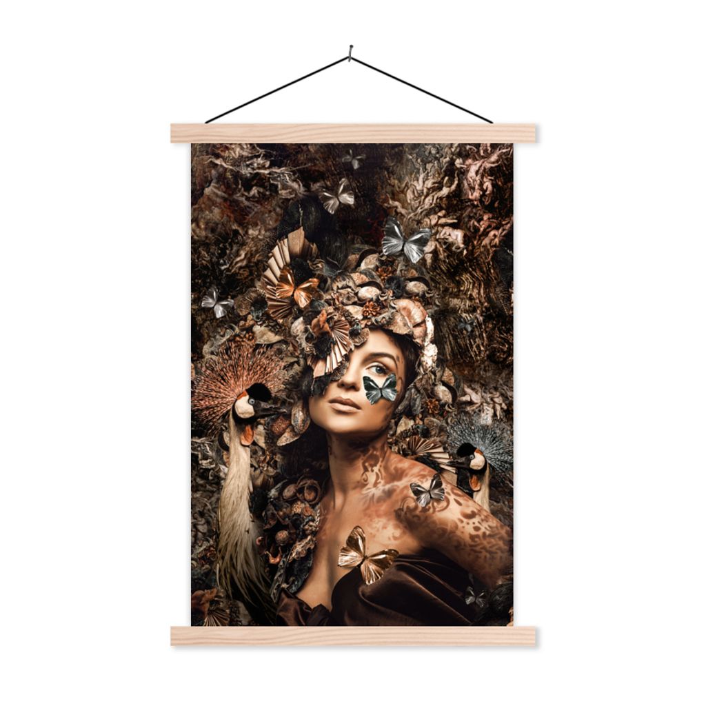 MuchoWow Textilposter Luxus - Frau - Tiere - Schmetterlinge - Vögel 120x180 cm mit holzfarbenen Rahmen - Textil-Plakat