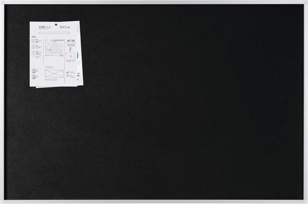 Tableau en feutre 90 x 60 cm noir avec cadre alu haute durabilité