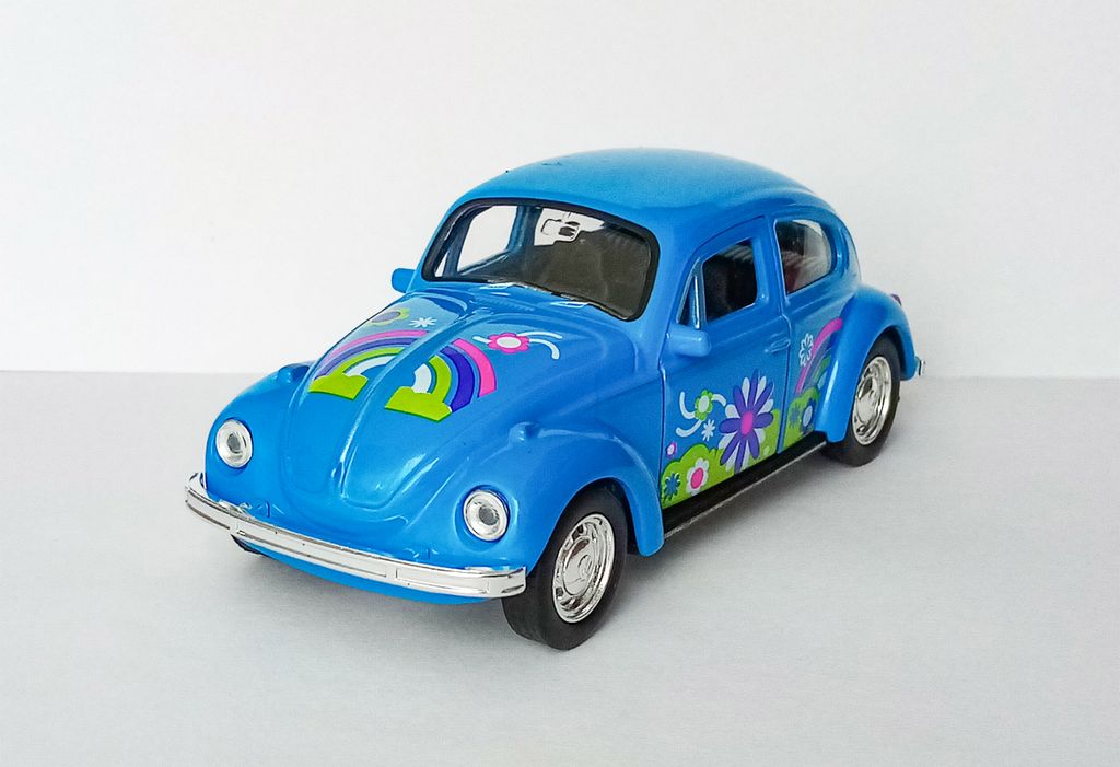 VOLKSWAGEN BEETLE Käfer Flower Power Hippy VW Modellauto Produktbild 