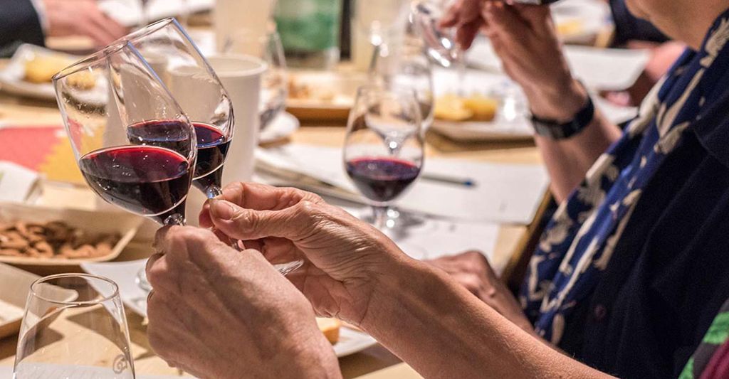 mydays Weinseminar Einsteiger für 2 Aarau; Erlebnis verschenken oder selbst erleben; Gutschein für 2 Person(en)