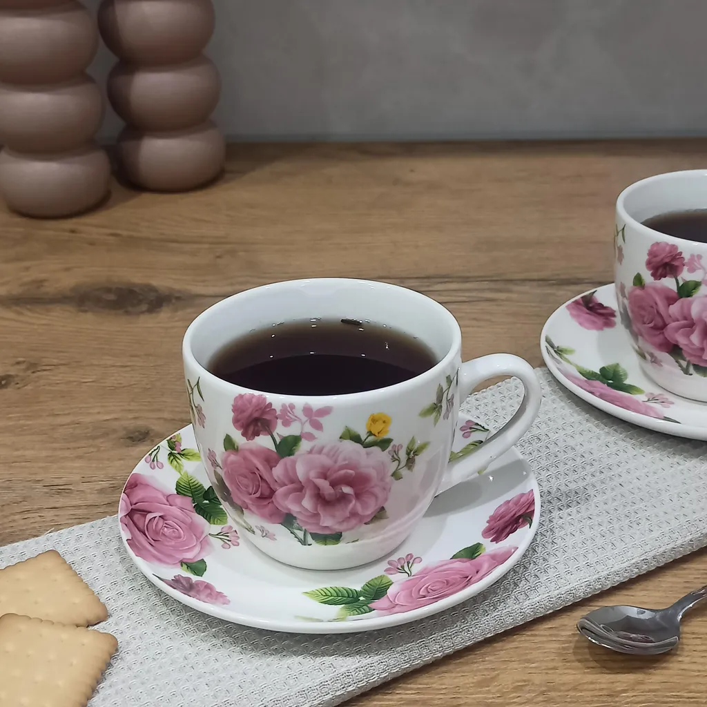 Set regalo – Piccola pausa – Tè – Tazza da caffè/tazza in porcellana + tè + cioccolato, motivo: Bello che ci sia/fiori, dimensioni H/: 9,8 x 8,2 cm, capacità 250 ml, lavabile in lavastoviglie
