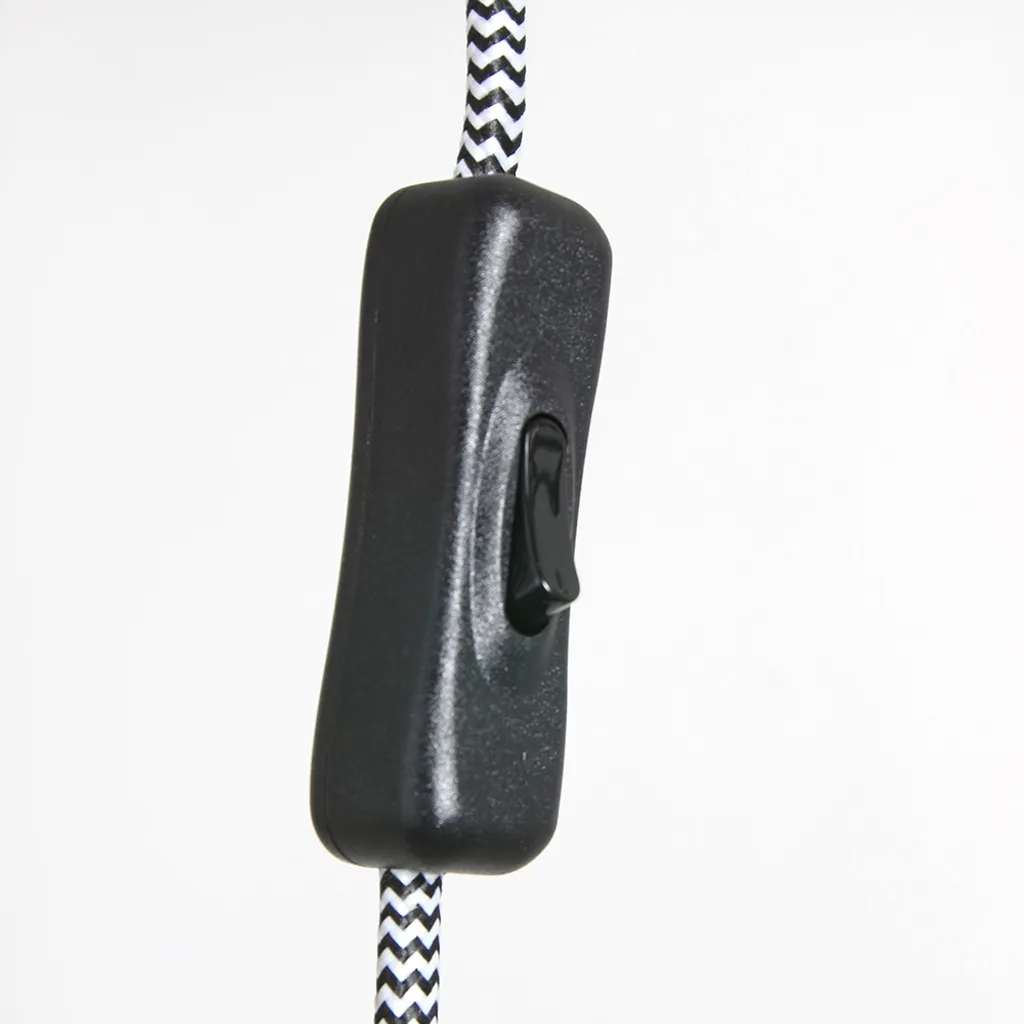 Spot Industriel Robuste Gearwood Gris : Solution Éclairage Durable - 18