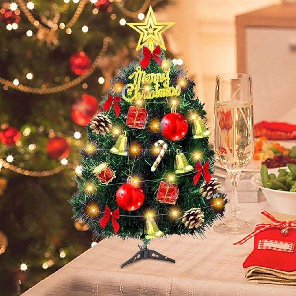 Unyqoos Mini LED künstlicher Weihnachtsbaum von 30 cm für Tischdekoration und festliche Atmosphäre