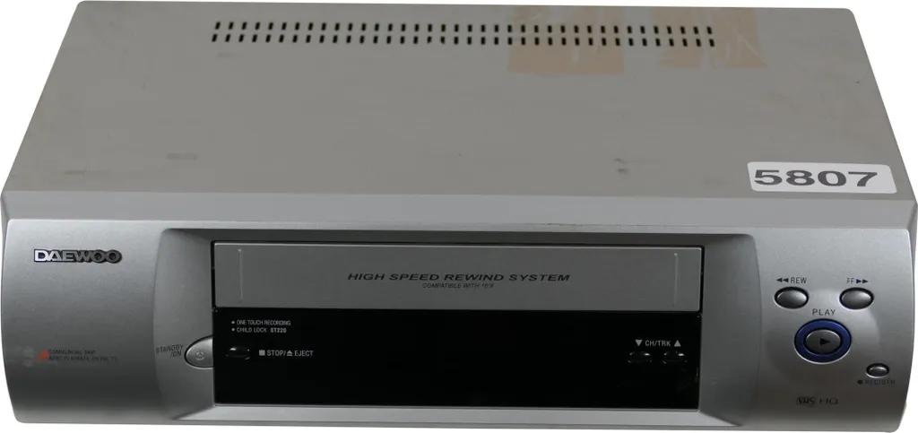 Toaster Daewoo ST220 idéal pour le petit-déjeuner familial et toasts