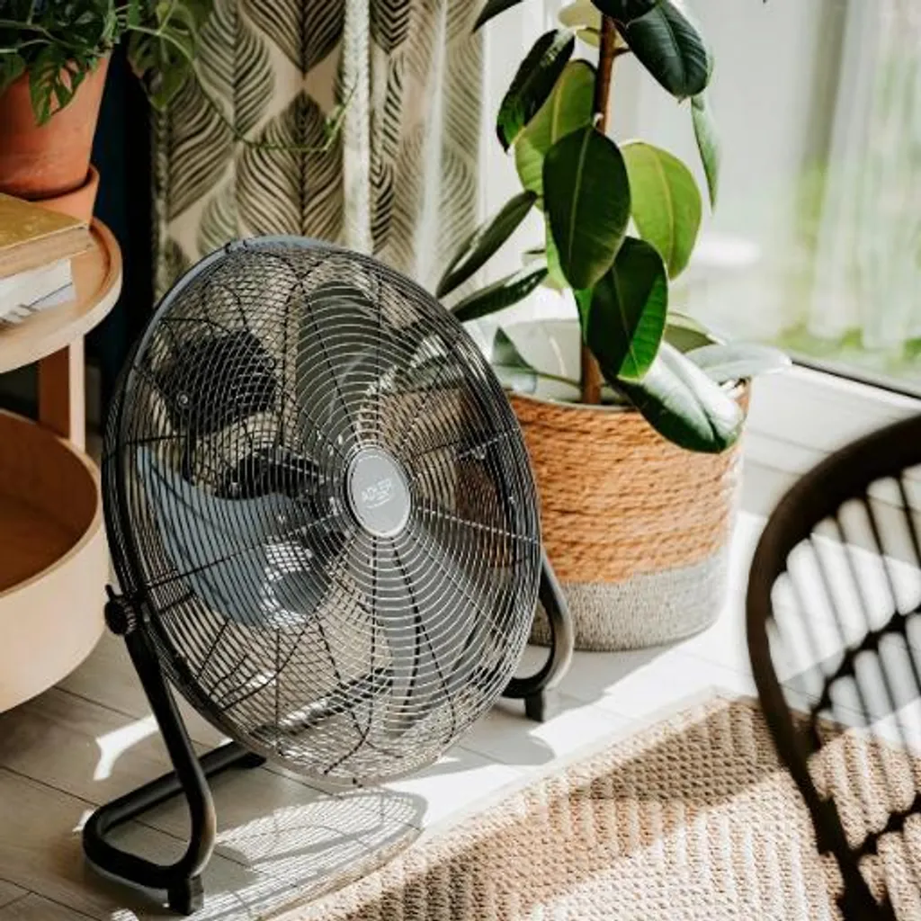 Ventilateur de sol chromé ADLER AD7334 de 45cm avec inclinaison réglable 110W - 13