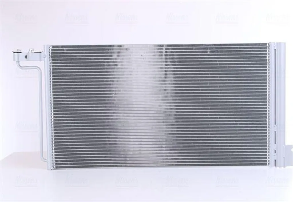 Réparer la clim de votre Ford Focus avec le condenseur Nissens 940765 Gris