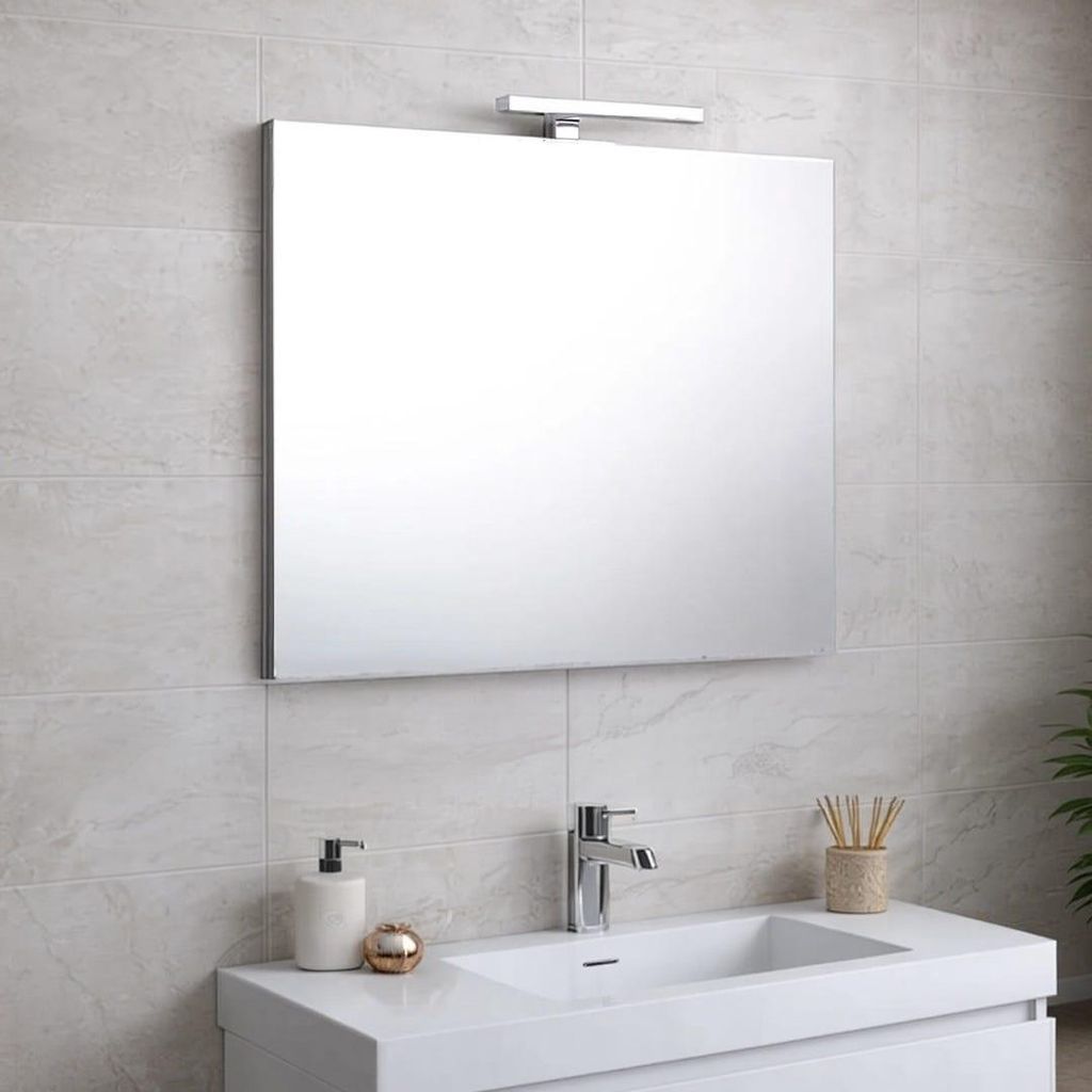 Spiegel 90x60 mit Spiegelaufsteckleuchte
