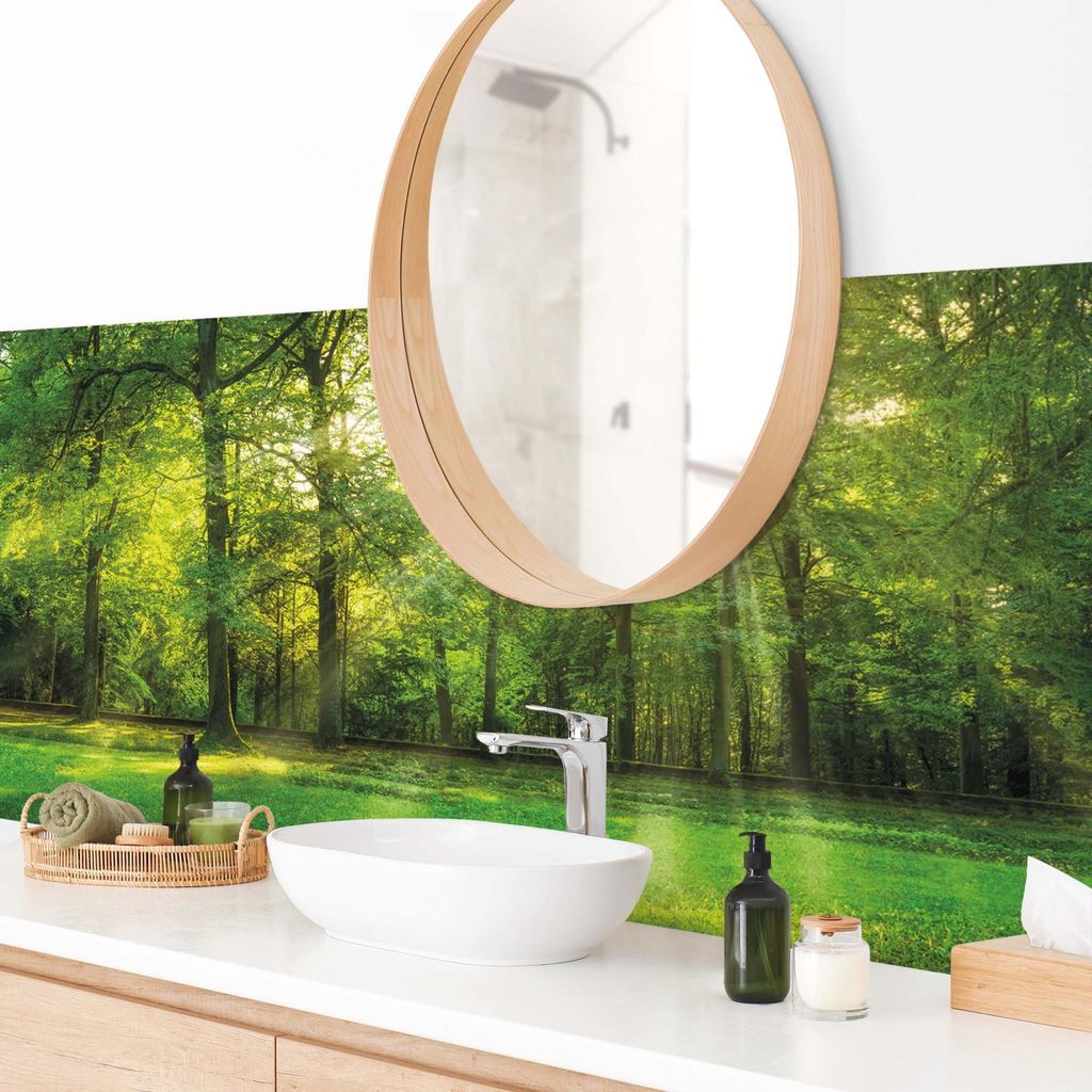 Wandverkleidung Bad Wald selbstklebend - 0.61 mm Wandpaneel matt wasserfest Wald grün Motiv Badrückwand fugenlos 190x55 cm