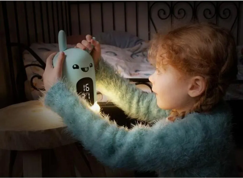 Réveil Éducatif Lapin pour Enfant avec LED Bleu et Alarmes Buzzers - 8