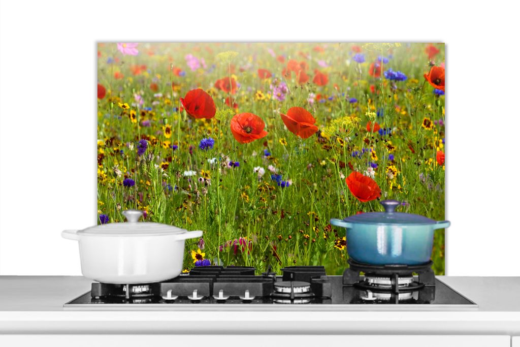 KitchenYeah Spritzschutz Küche - Küchenrückwand - Wandschutz für Herd und Spüle - Frühling - Blumen - Rot - Mohn - Gras - Grün 80x55 - Al...