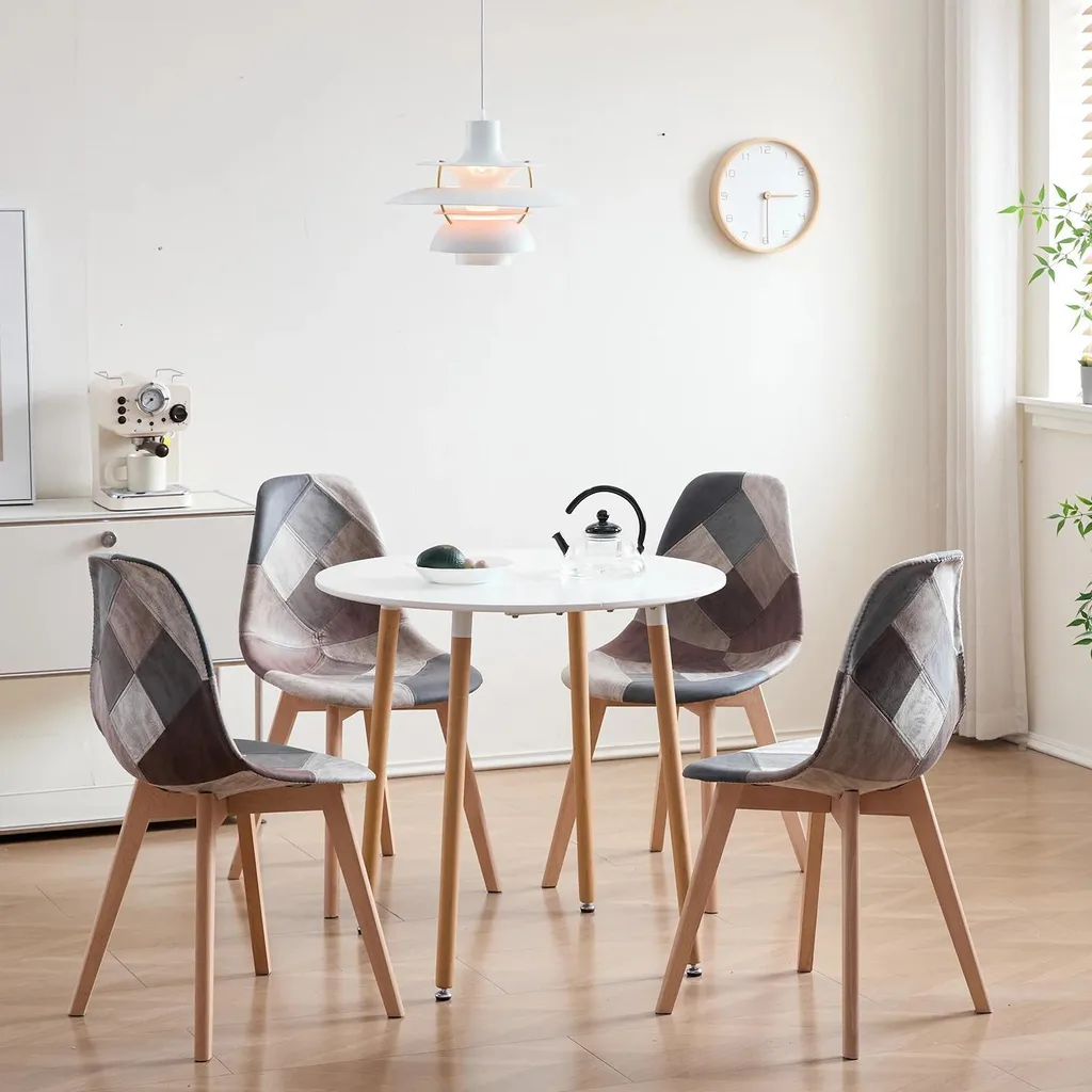 Coin repas complet table ronde 80cm et 4 chaises scandinaves confort