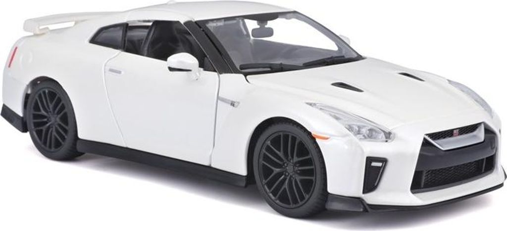 Bburago Plus Nissan GT-R 1:24 weiß metallic Produktbild 
