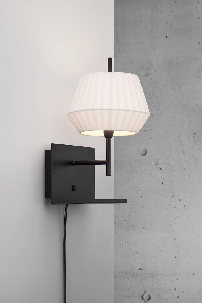 Nordlux Wandleuchte Dicte Schwarz/Weiß max. 40W E14 ohne Leuchtmittel mit Schalter + USB-Anschluss